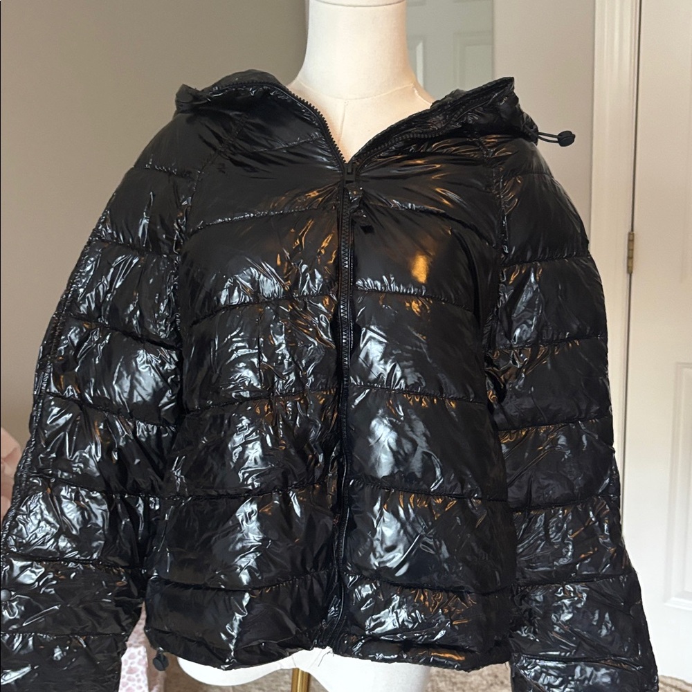Zara Glossy Black Puffer Jacket